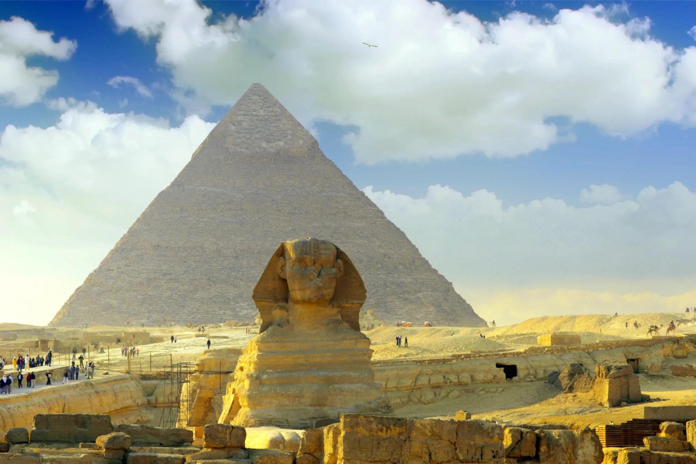 the great pyramid of pharaoh khufu in giza egypt